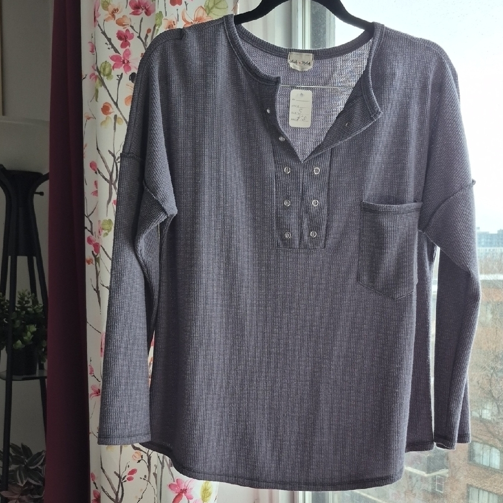 Lovely Melody Charcoal Long Sleeve Top (C46)